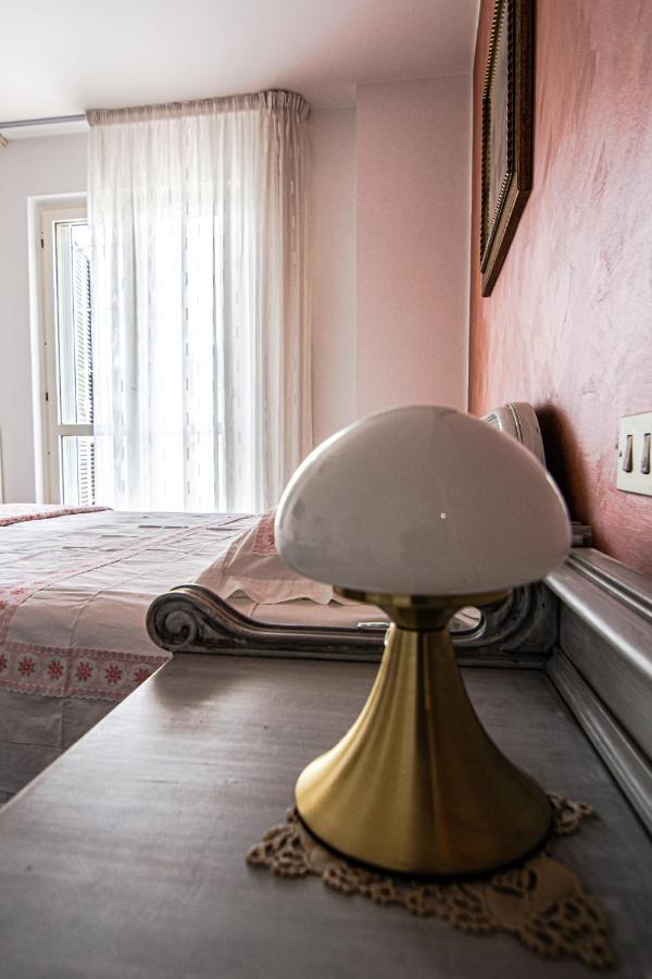 B&B Villa Lilla San Benedetto del Tronto Bagian luar foto